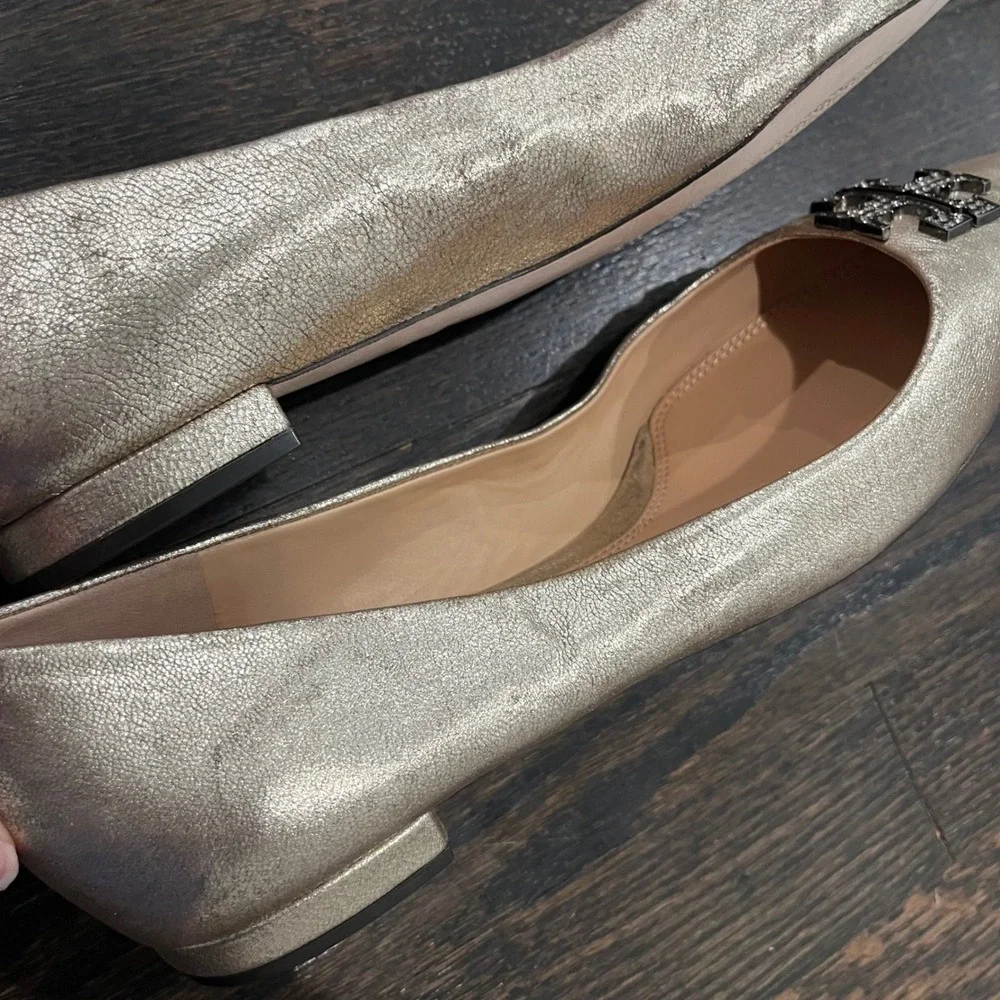 Tory Burch Metallic Gold Pointed Toe Logo Flats - Picture 6 of 9